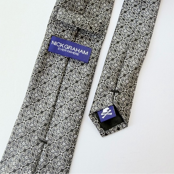 Nick Graham Everywhere Skinny Mens Necktie Grey Silver Geometric Pattern​ - Picture 4 of 4